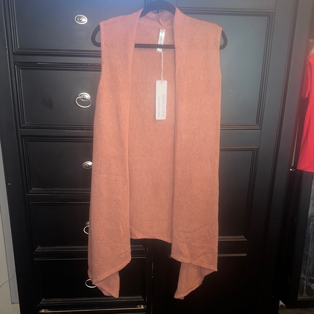 Dear Scarlett Lg Rose Sweater Vest